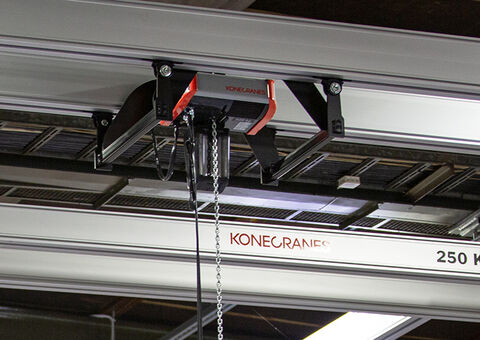Konecranes aluminum workstation crane